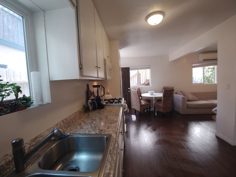 Kitchen/Dining