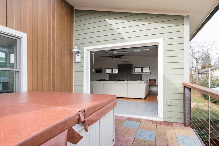 Upstream Penthouse – Ask about Wedding Venue gallery image 2