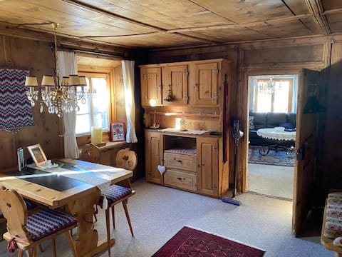 Traditional Engadine house in a quiet location