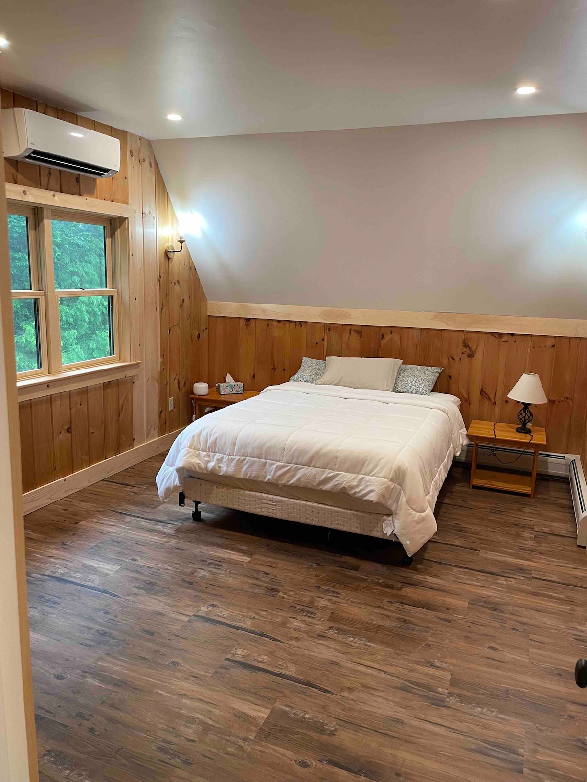 Chumba cha kulala 1, malkia