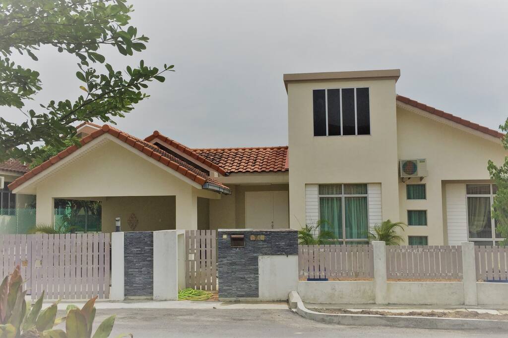 Your nest - Crown Villa @ 70 - Build up area of 1800 sqft