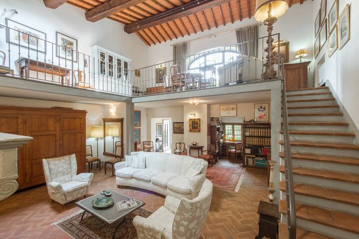 Exclusive flat with garden and panoramic terrace. gallery image 5