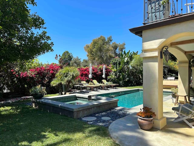 Spanish Gem /Pool/Spa, Outdoor Kitchen, Fire pit gallery image 3