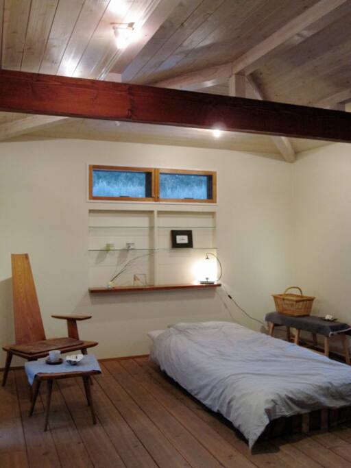 room for single or twin beds