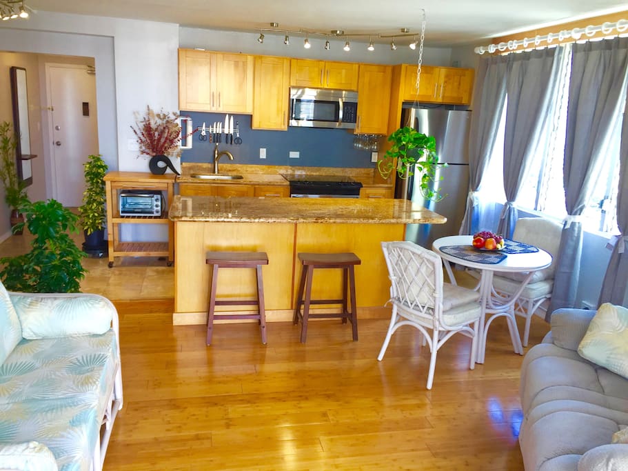 Full Kitchen