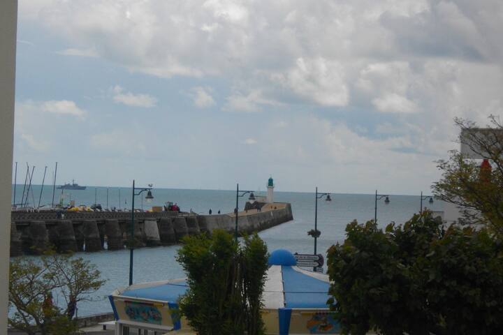 Download 2 chambres a louer a long ca plage For Free