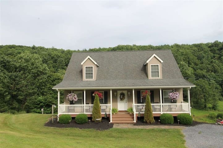 Airbnb Luray Vacation Rentals Places To Stay Virginia