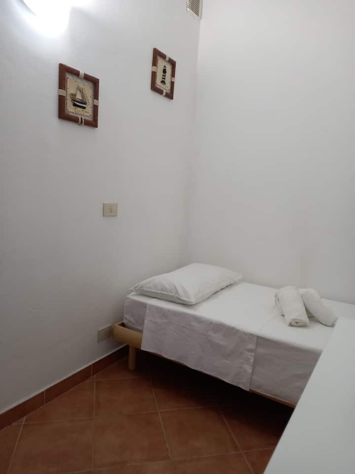 საძინებელი 2