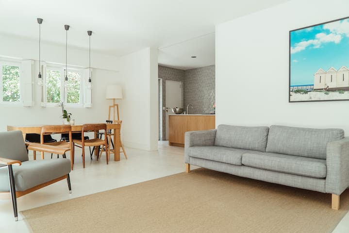 sunny family apartment w/ garden and little pool gallery image 3