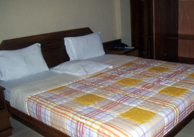 Royal Marble Hotel - Diplomatic Suite