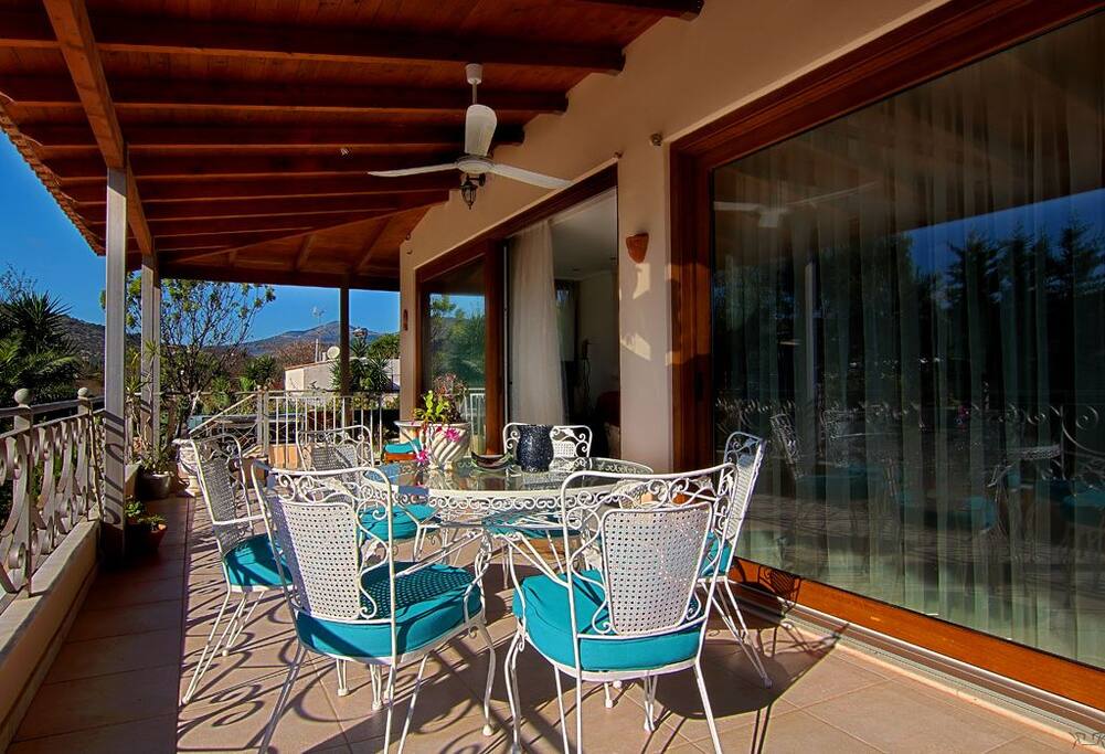 veranda