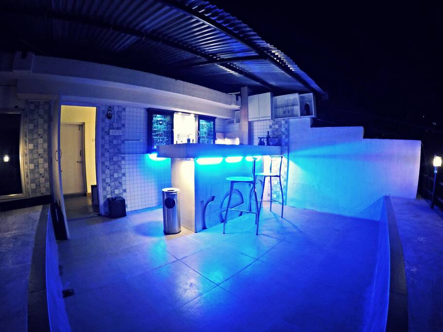 Rooftop Bar