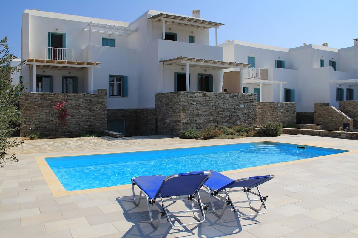 Antiparos Beach House — view 5
