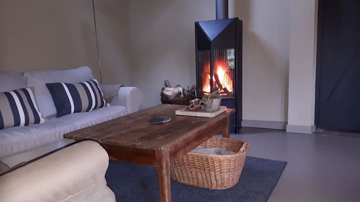 Vrijstaand Huisje Met 2 Terrassen En Houtkachel - Vendel