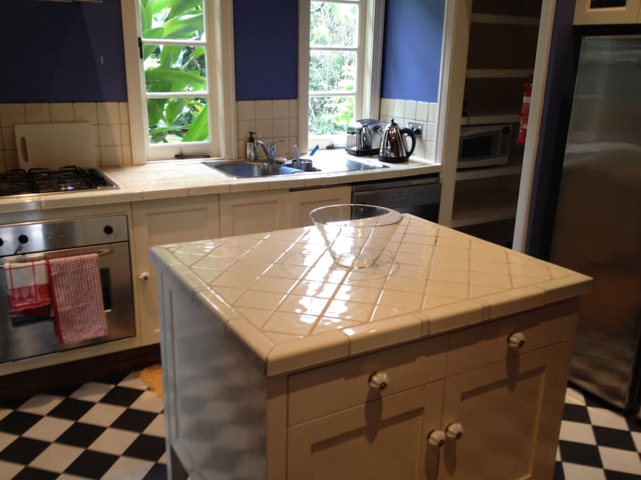 Well equipped kitchen