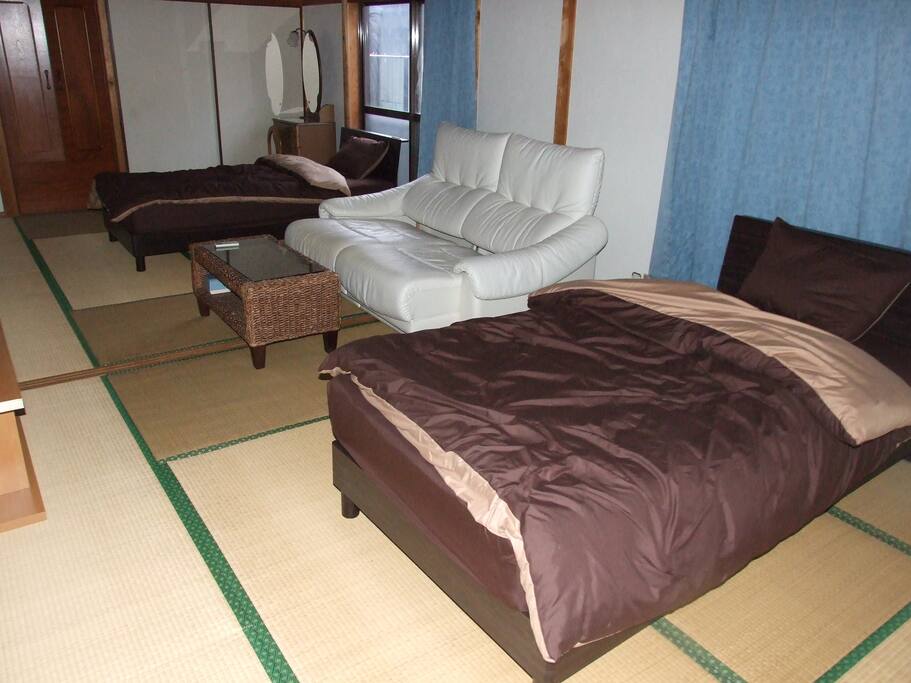 寝室1 ベッドx2