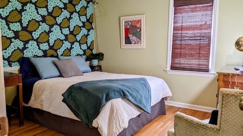 Comfy Cape Cod - 1 room / up to 2 people