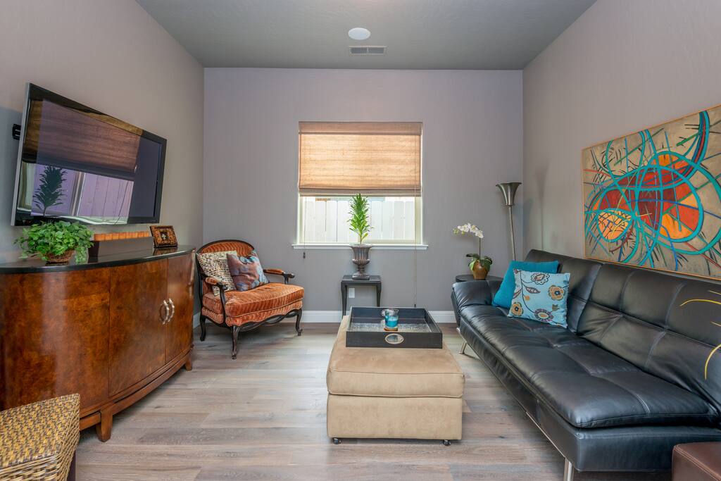 Private Den, 50"TV, french doors for extra privacy
