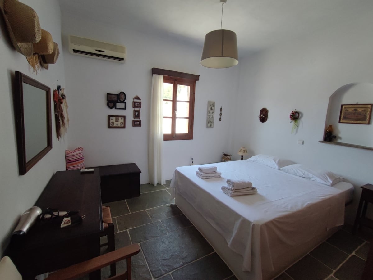 غرفة النوم 2