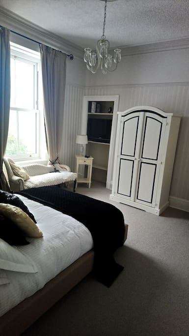 Neoclassic Room