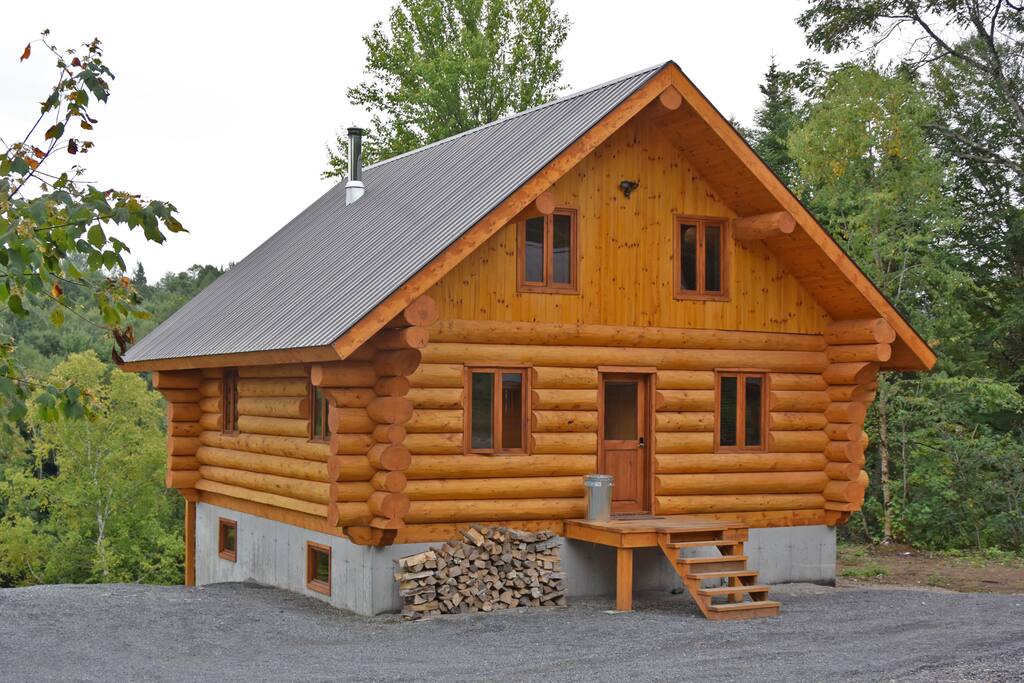 Le devant du chalet des écureuils