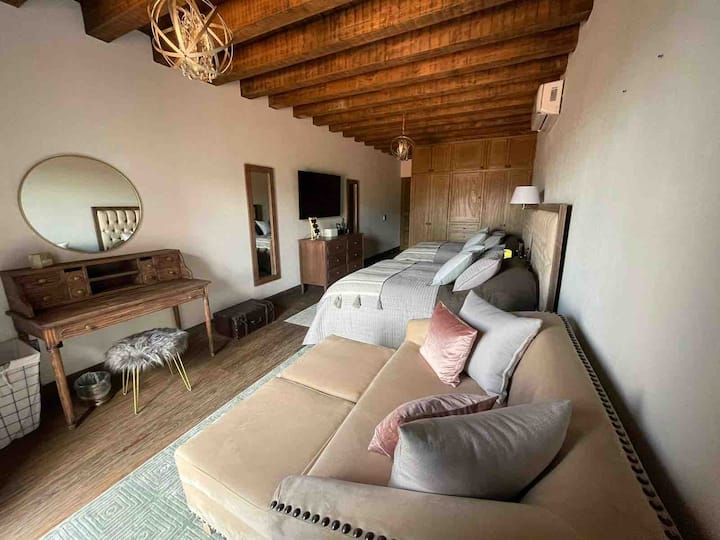 Junior Suite 1