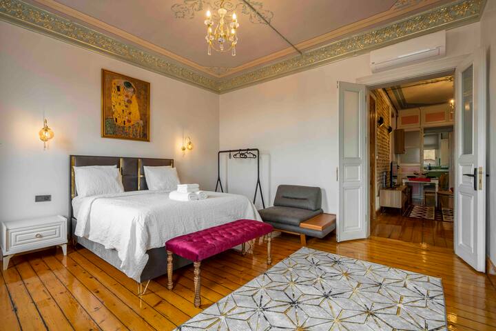 Magnificent Views/Exclusive Design/ Galata Tower gallery image 2