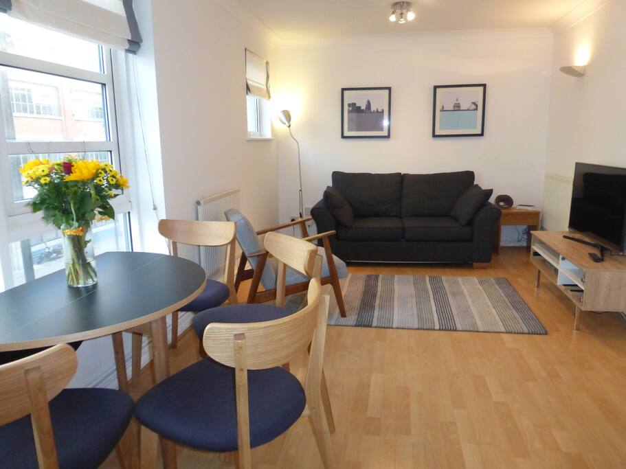 living/dining room