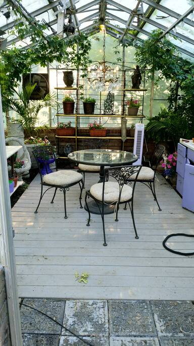 GREENHOUSE