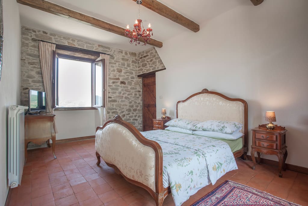 Have a peaceful nights sleep in the Verde suite