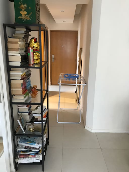Corridor to bathroom and kitchen