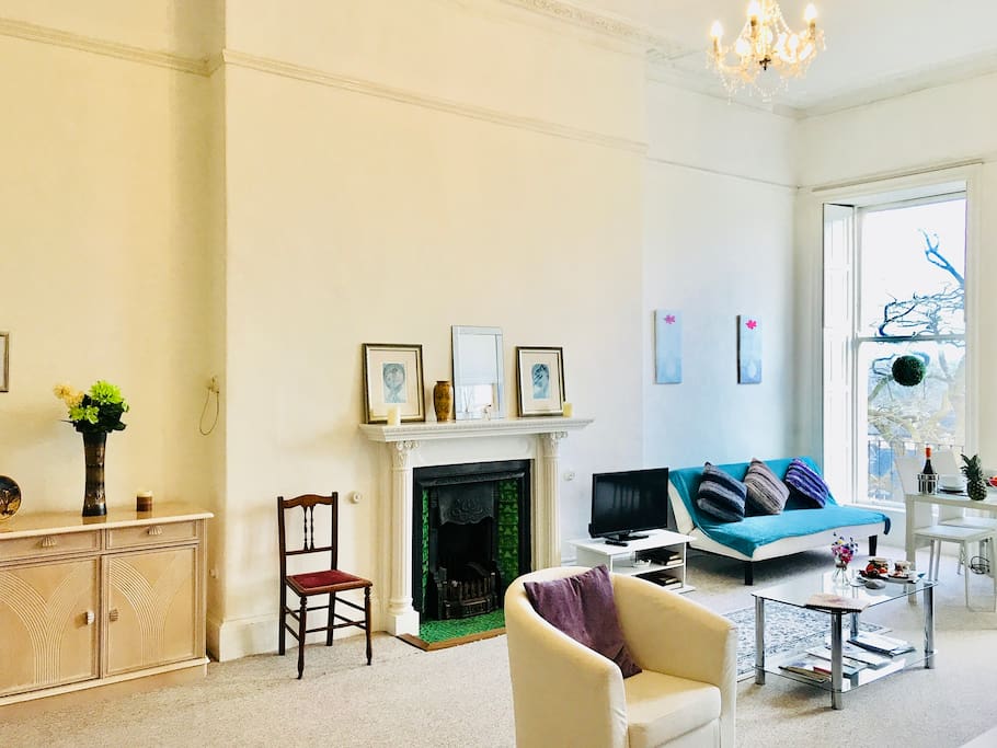 You will find a comfortable space for everyone to relax and enjoy