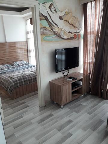 izmir ALSANCAK DA 1+1  DAİRE