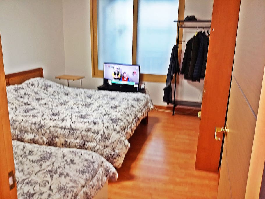 #1 Twin room