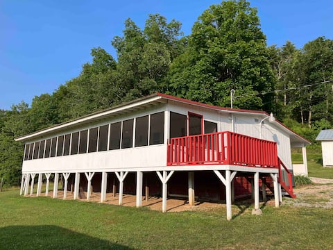 Entire house near the river!