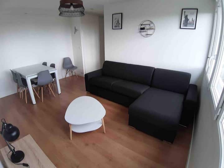 F3 Lumineux Sans Vis-à-vis Et Au Calme - Ivry-sur-Seine