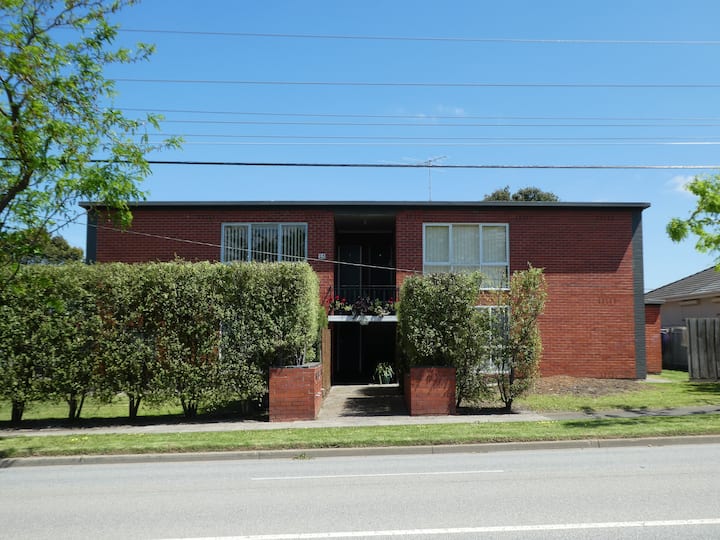 Springvale Vacation Rentals & Homes Victoria, Australia Airbnb