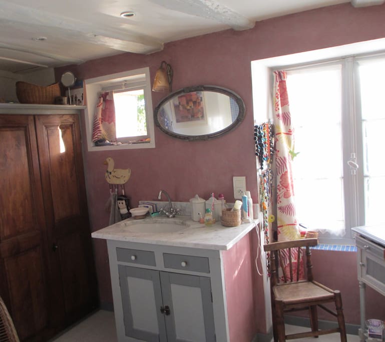 La salle de bain à partager