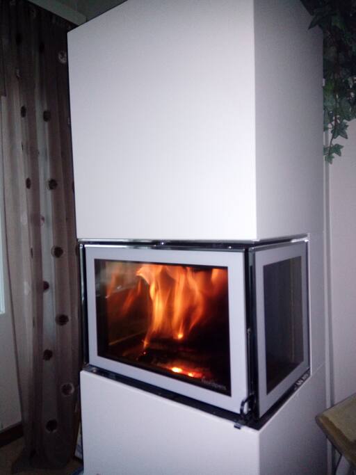 A fireplace-room.