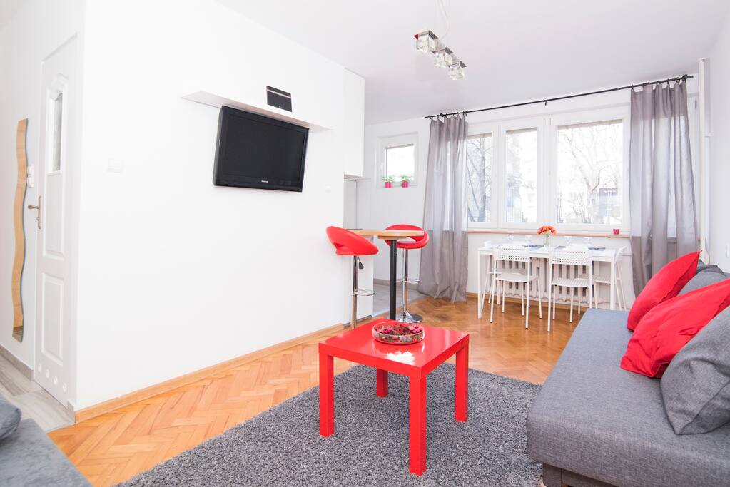 salon/ living room