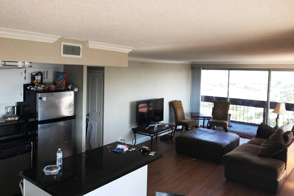 Kitchen - Corner View