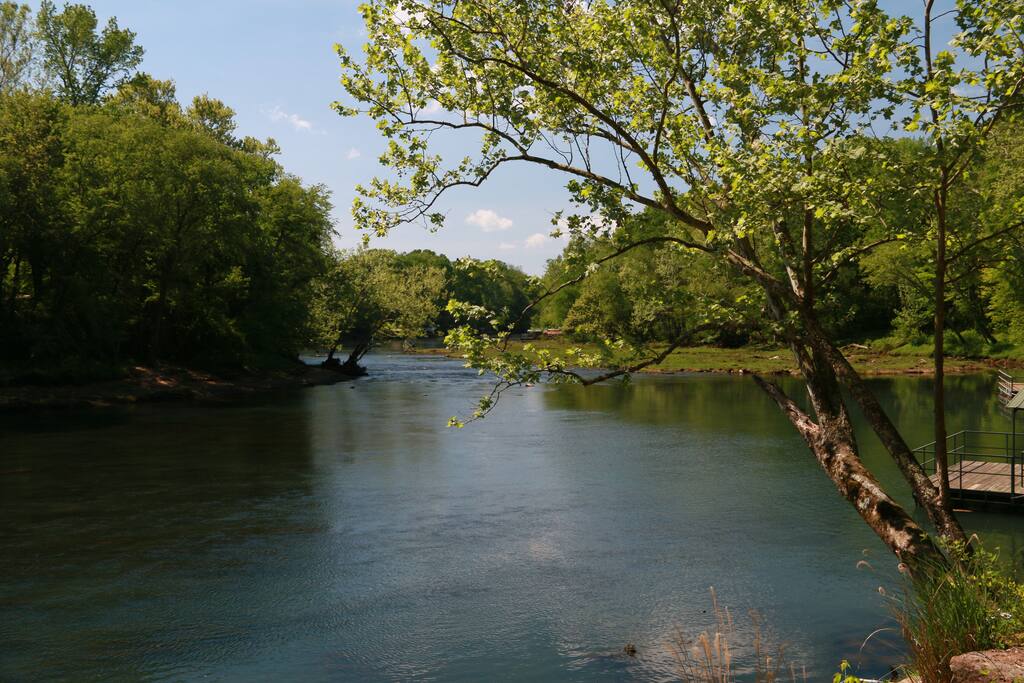 View of the Little Red River Bend. Shallow water all the way to the shoal.