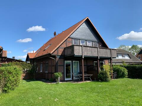 Vineta Apartment 3 / House Karola