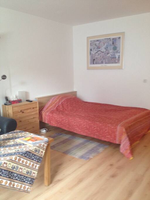 Bett 1,40breit