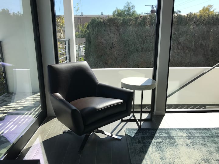 Private Poolside Oasis - Marina Del Rey, CA