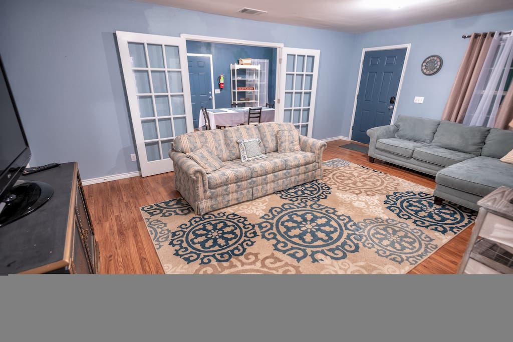 Living area. Photo @1122studios