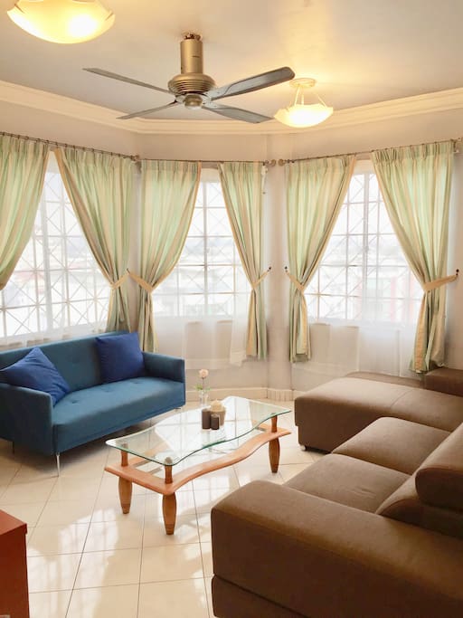 Kelana Jaya Unit Living Room With Bright Natural Light