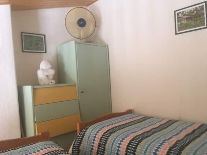 Спалня 2 на мезанина