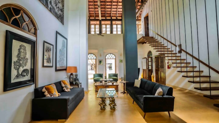 Living room image 1