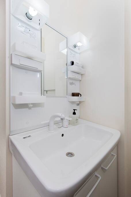 Clean washstand